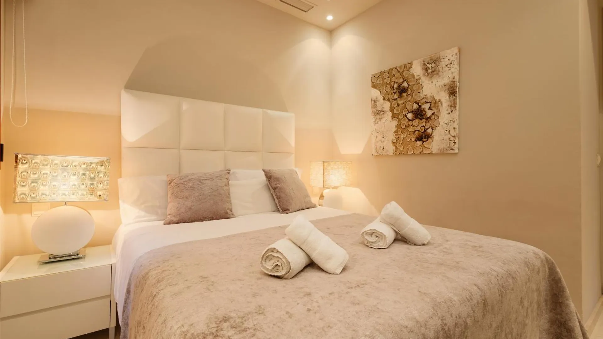 Dream Experience In Elviria: Luxury Property Close To Beaches, Restaurants And Golf Courses Apartment Marbella