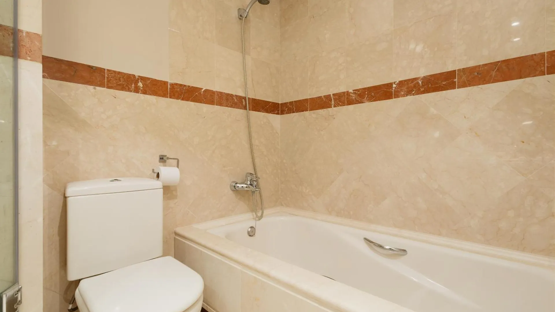 마르베야 Dream Experience In Elviria: Luxury Property Close To Beaches, Restaurants And Golf Courses 아파트