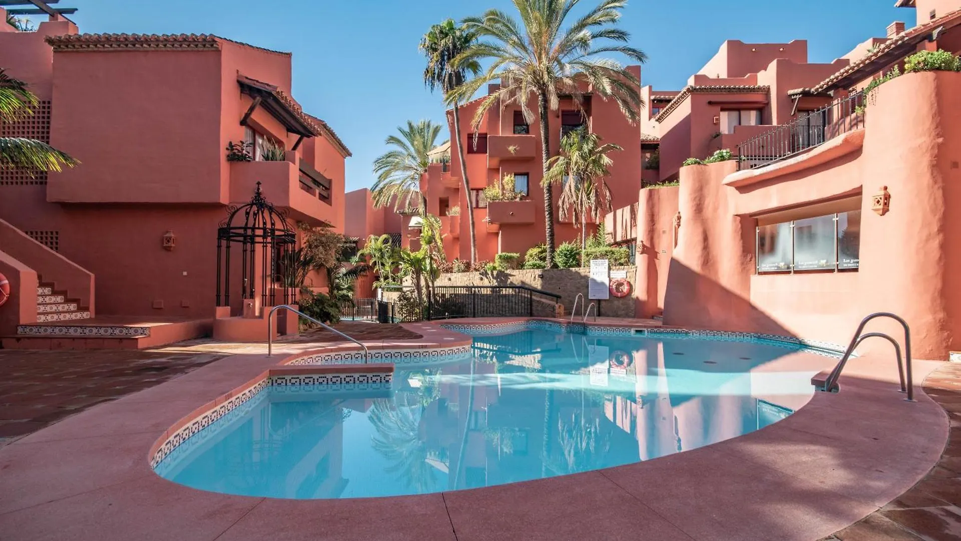 마르베야 Dream Experience In Elviria: Luxury Property Close To Beaches, Restaurants And Golf Courses 아파트 스페인